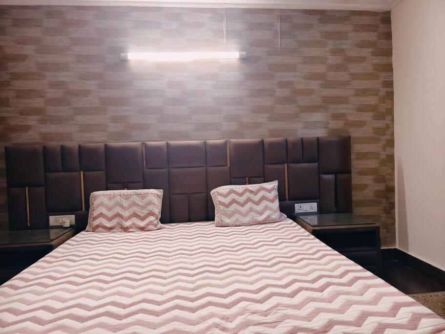 Hostmystay-3bhk ! Gk1 - Rblck! Appartement